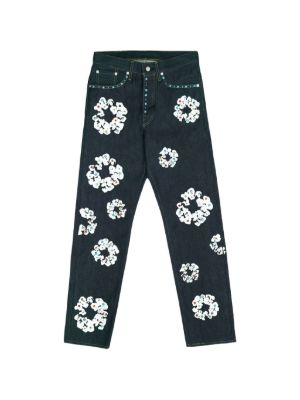 33444772_64733711_300 Denim Tears Merch x Levi's 501 Wreath Jean